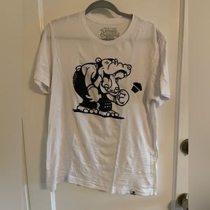 Johnny Cupcakes Hippo White T-Shirt Size Men’s Large